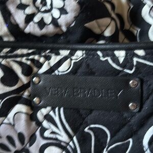 Paisley fabric tote 17x12 great condition. Multiple pockets inside.  Top zipper